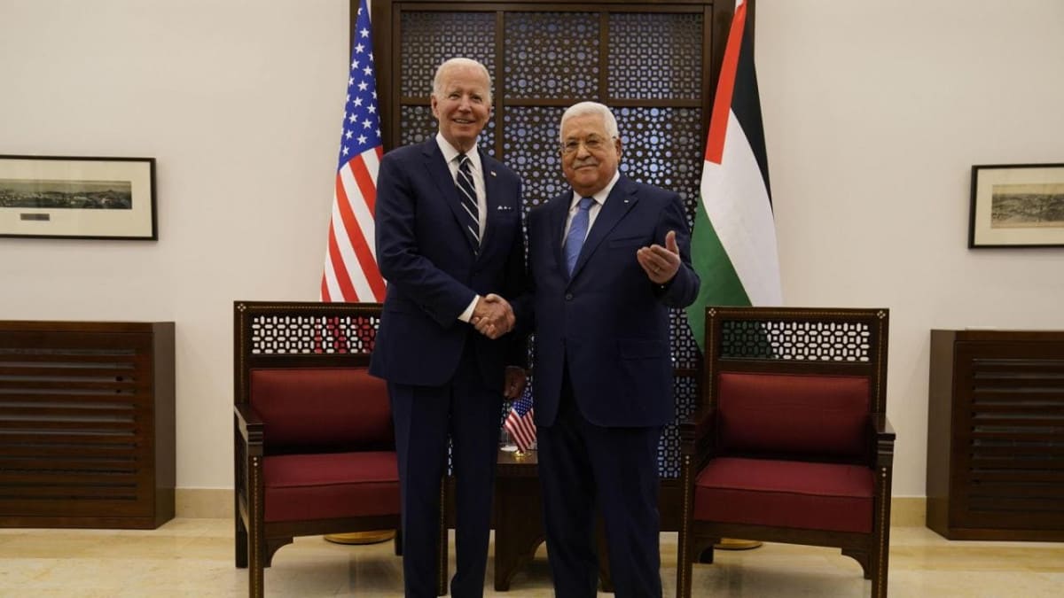 Байден ізраїльтяни та палестинці повинні жити у мирі та стабільності Байден ізраїльтяни та палестинці повинні жити у мирі та стабільності