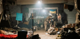 Українські солдати під час боїв на «Азовсталі»