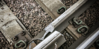 Диверсії на залізницях Росії заважають логістиці