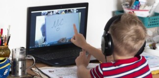 Школи у Рівному до понеділка – на дистанційному