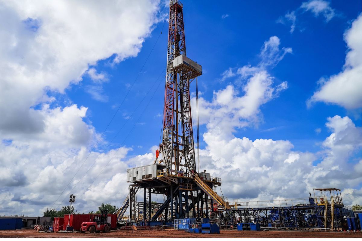 ОПЕК+ ухвалило рішення про квоту на нафтовидобуток у відповідь на прийняту стелю цін на сировину країнами ЄС.  Фото: Baili8Tic/shutterstock.com