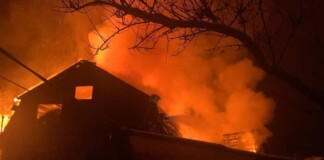 У Вараші сталась серйозна пожежа у приватному господарстві