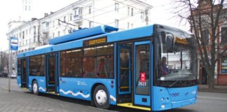 Сьогодні у Рівному курсуватиме вдвічі менше тролейбусів