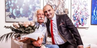 У Рівному художник Артур Хачатрян організовує аукціон авторських робіт, аби зібрати кошти на ЗСУ