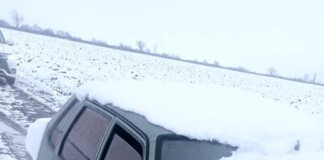 На Рівненщині розшукали авто, яке водій «загубив» після застілля