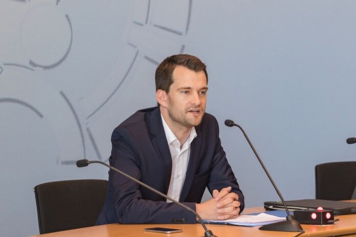 Підвищення ставки Hartz IV: ВДП проти пропозиції Мерця