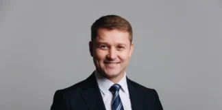 Третяк поїхав до Польщі Олександр Третяк