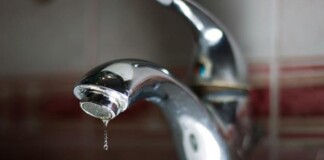 У Рівному через пошкодження водопроводу відключили воду на кількох вулицях