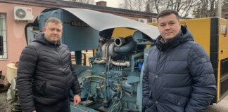 Шведський фермер передав рівненській лікарні потужний генератор
