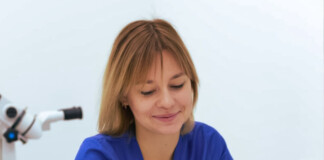 Перший візит до гінеколога