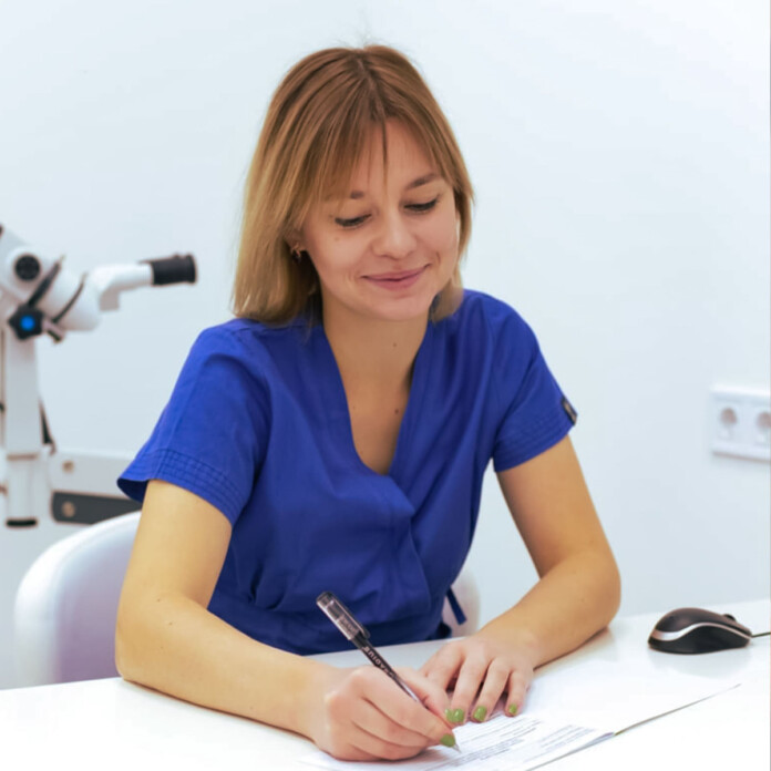 Перший візит до гінеколога Перший візит до гінеколога