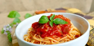 Паличка-виручалочка: рецепти підлив на будь-який смак