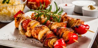 Шашлик за годину: 3 простих маринаду для м’яса, коли немає часу