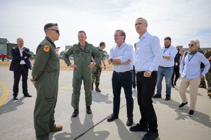 "Повітряний захисник 2023": Штрак-Циммерман назвала маневри зразковими