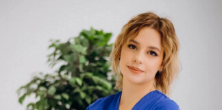 Анна Козакова