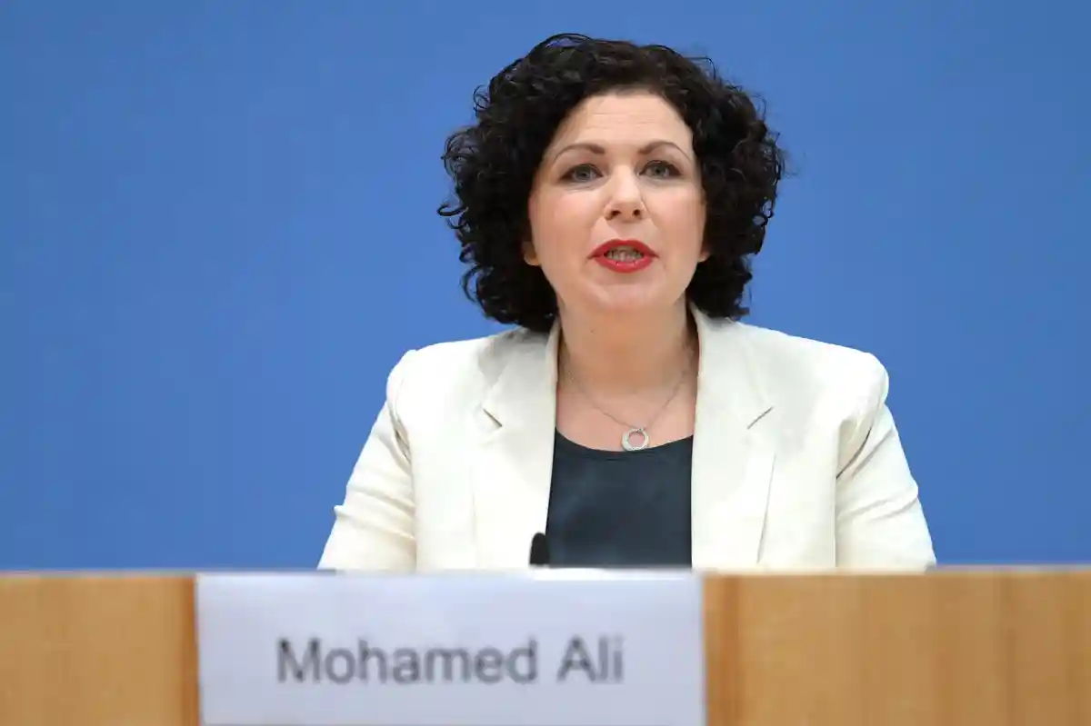 Аміра Мохамед Алі вступить до нової партії Сари Вагенкнехт фото 1 Аміра Мохамед Алі вступить до нової партії Сари Вагенкнехт