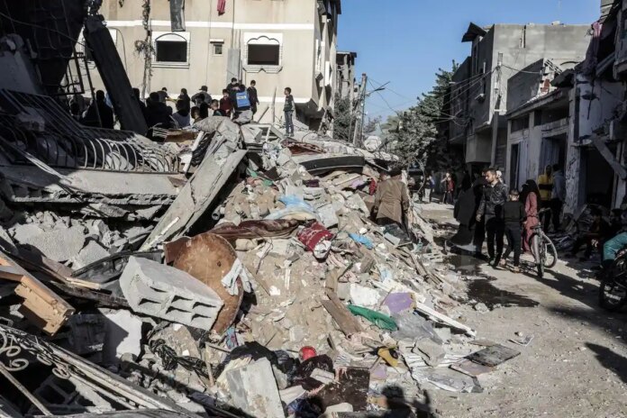 Дипломатичні зусилля з деескалації продовжуються