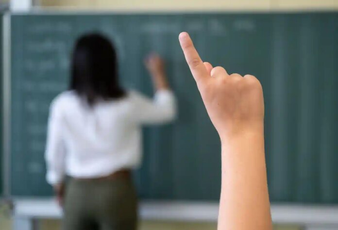 Експерти: скорочене навчання для вчителів