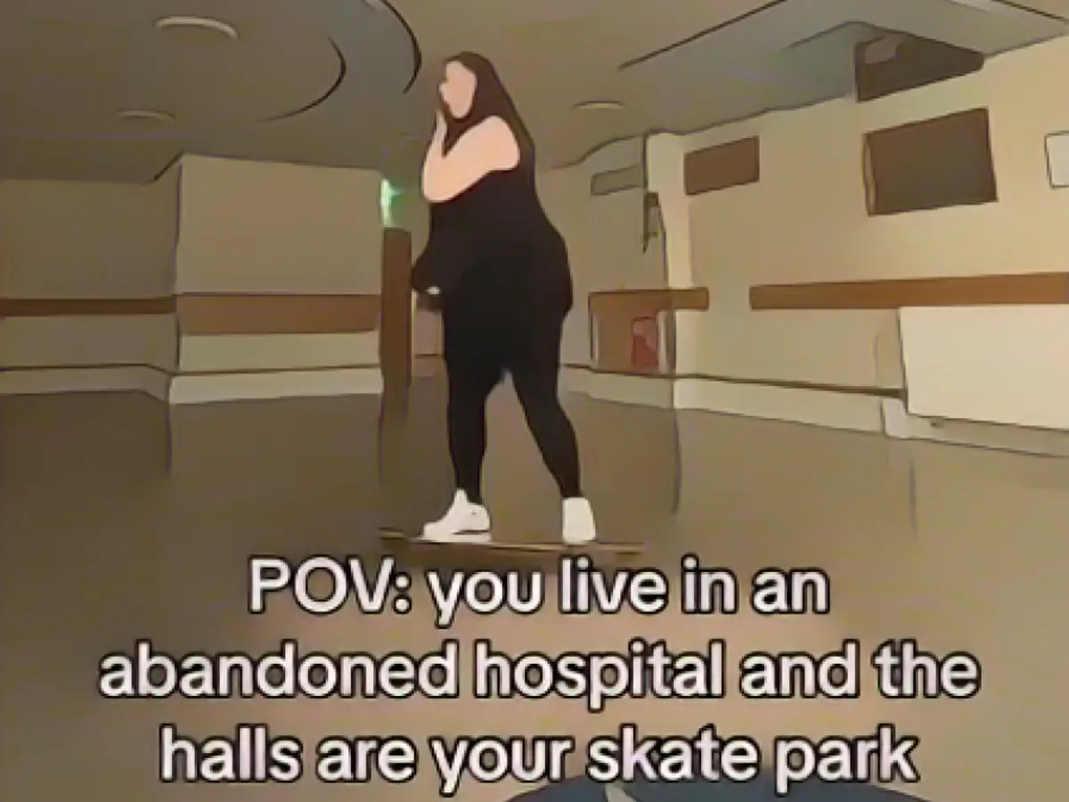 Айша порівнює коридори клініки зі скейт-парком