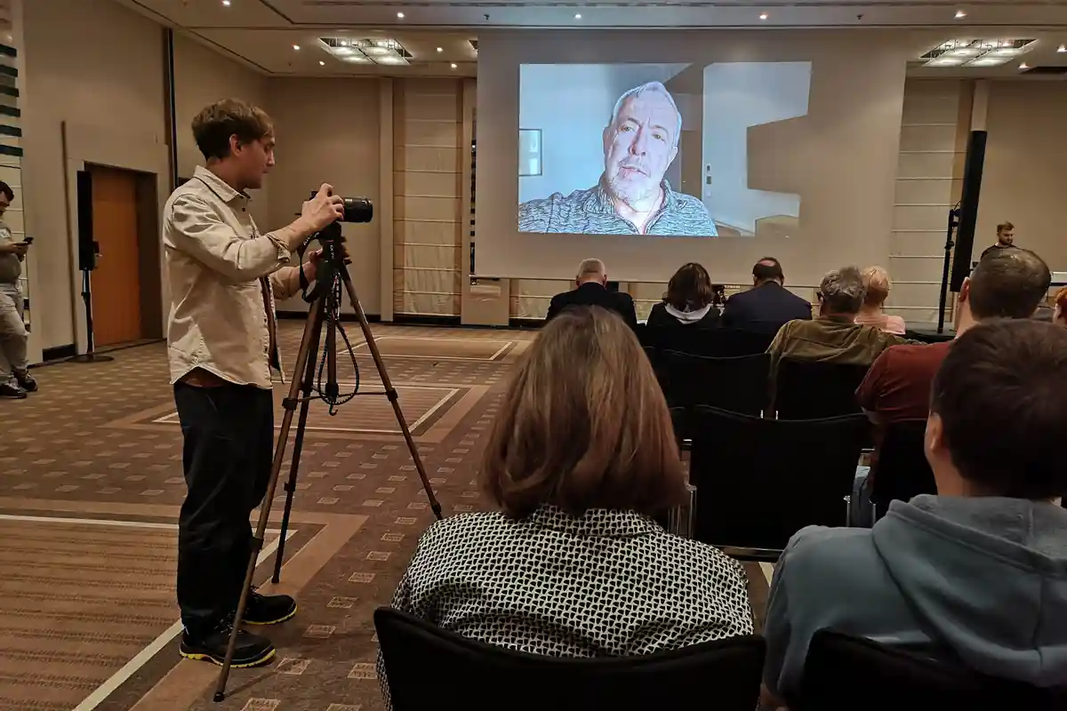 На зв'язку Андрій Макаревич