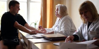 Влада Рівненщини «взялась» за військово-лікарські комісії