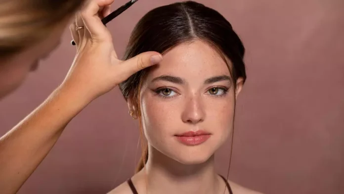 Макіяж Макіяж