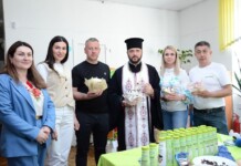 Митрополит Іларіон благословив великодні паски