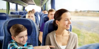 поїздка автобусом