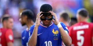 Кіліан Мбаппе в масці