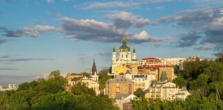 Україна (Київ)