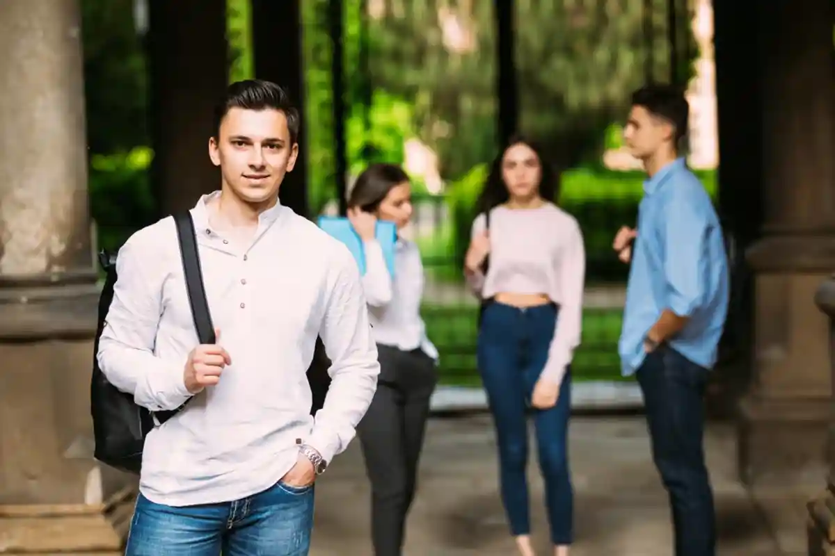 Пияцтво повернулося до молодіжних трендів.