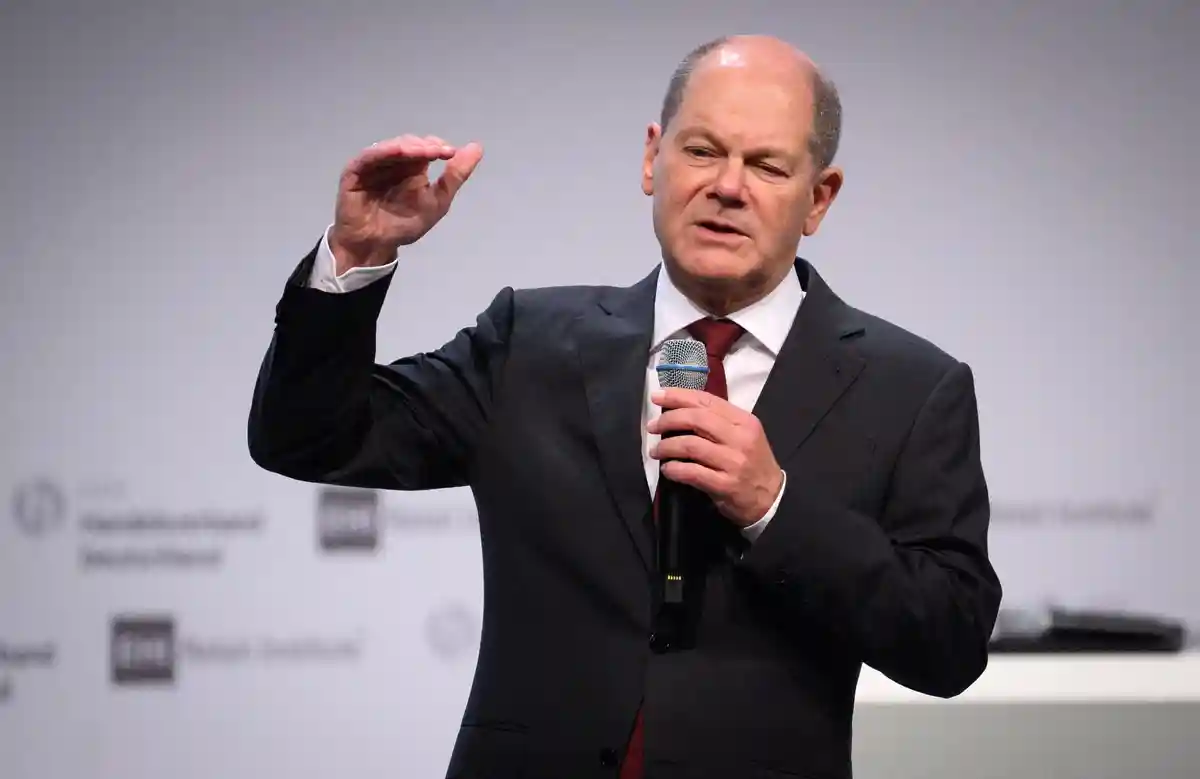 Вотум довіри та вибори: Шольц готовий прискоритися