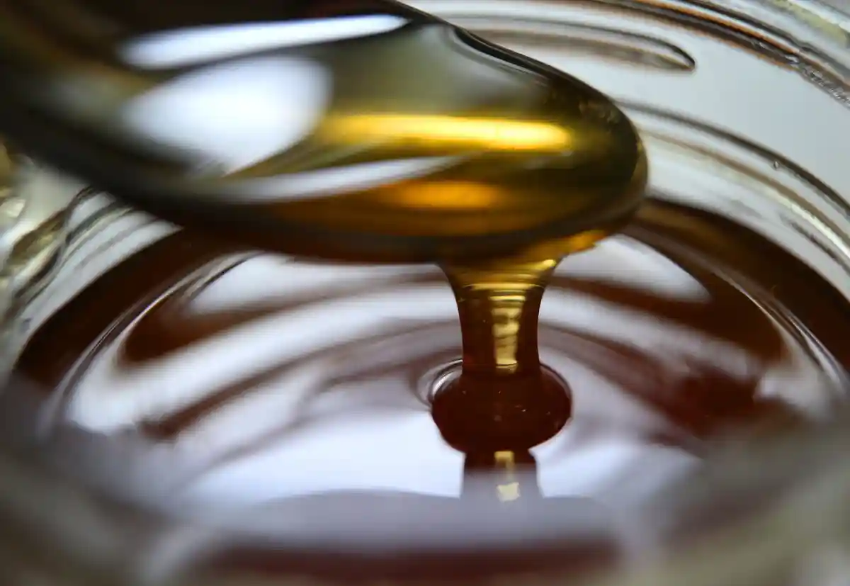 Мед. Фото: Karl-Josef Hildenbrand/dpa/Symbolbild