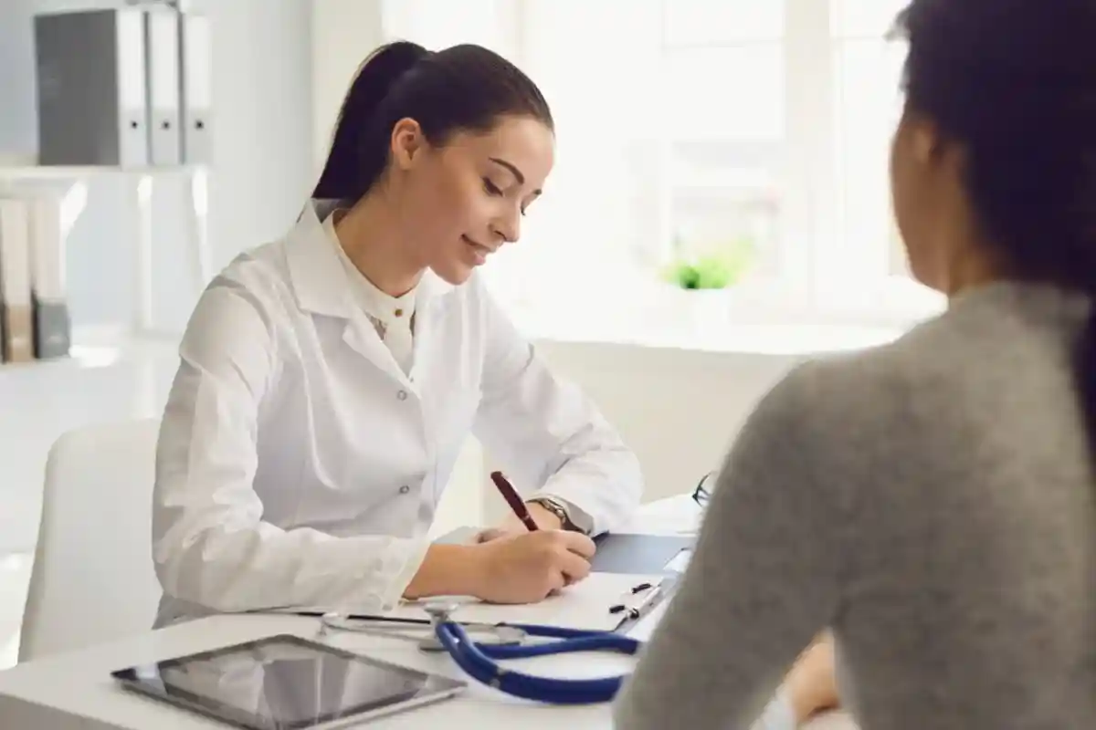 Прийом у лікаря. Фото: aussiedlerbote.de