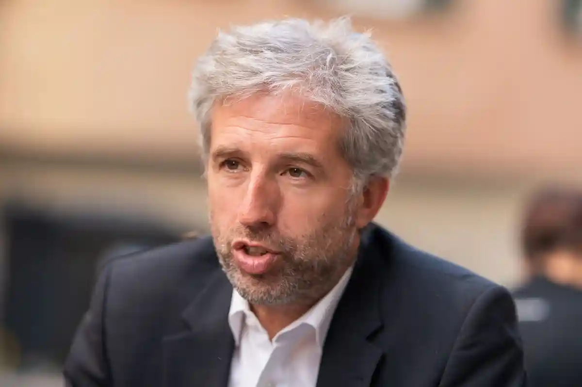 Як Тузик грілку.