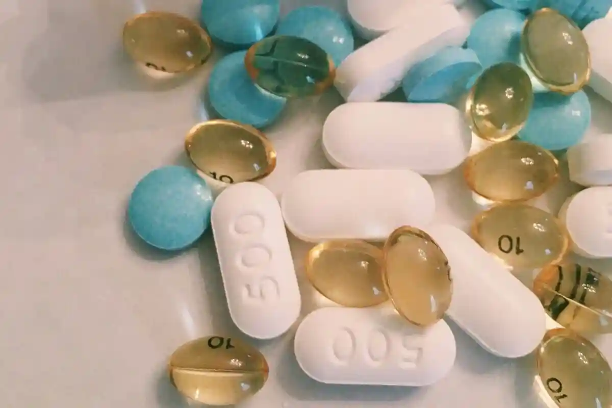 Запас і біль у шиї: як полегшити біль і коли йти до лікаря. Фото: Pina Messina / unsplash.com