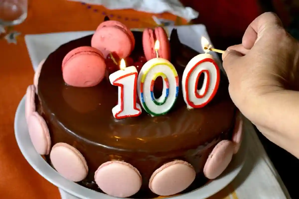 Довговічність. Фото: Dan Negureanu / shutterstock.com