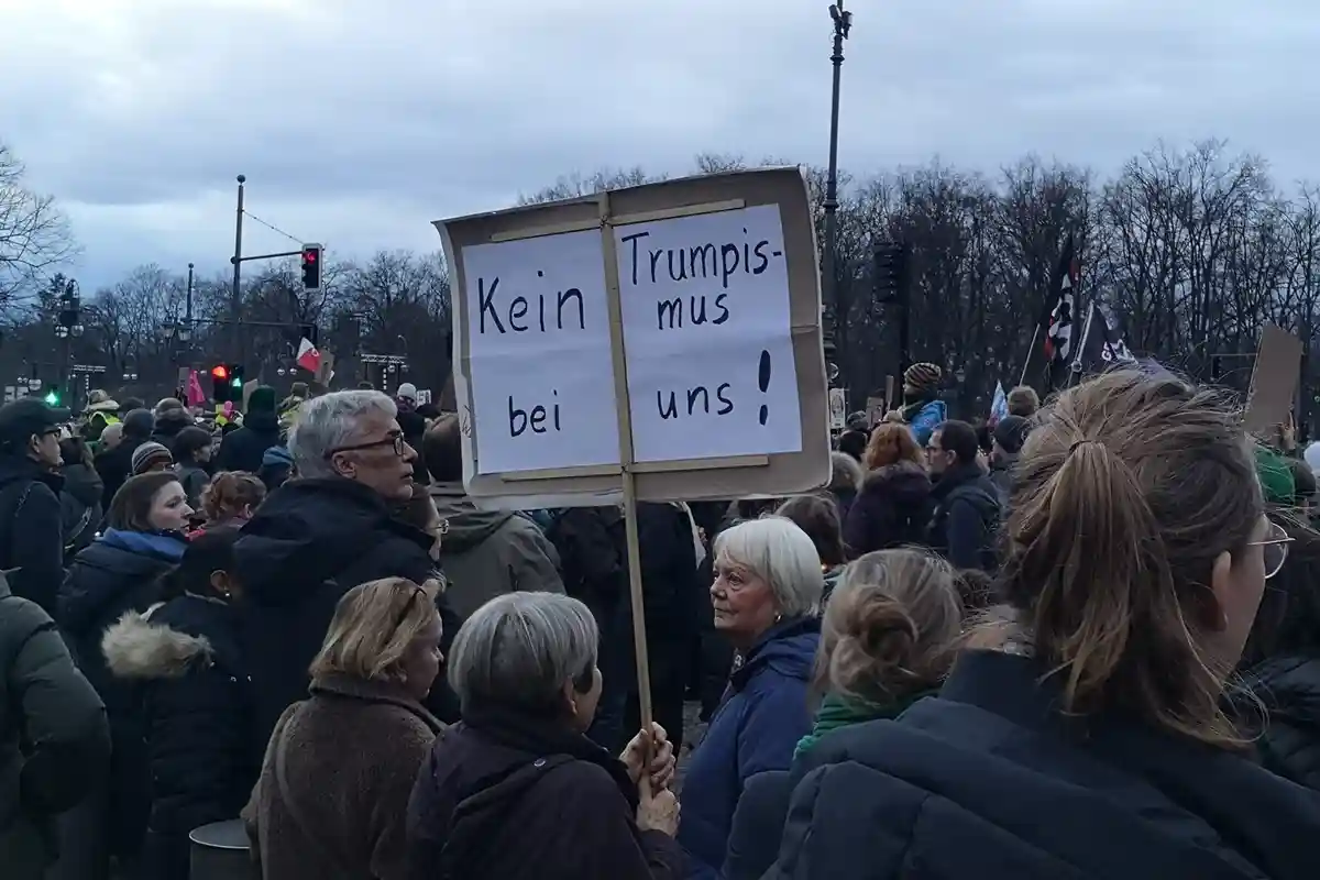 Протести проти правих планів у Берліні.