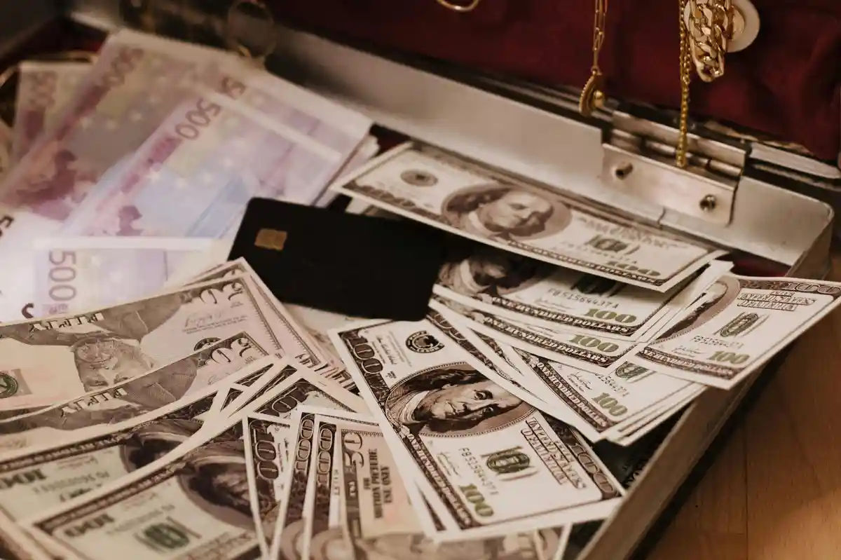 Запишіть надлишок у торгівлі зі Сполученими Штатами