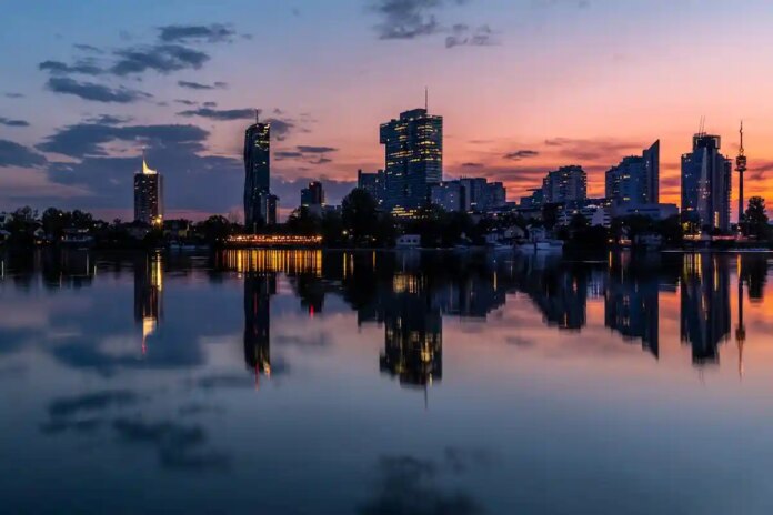 Уряд нарешті з’явився в Австрії