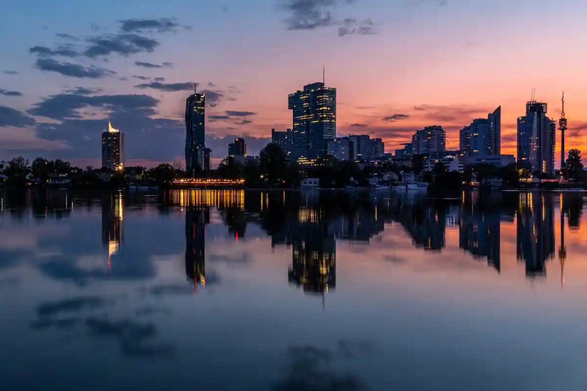 Уряд нарешті з’явився в Австрії