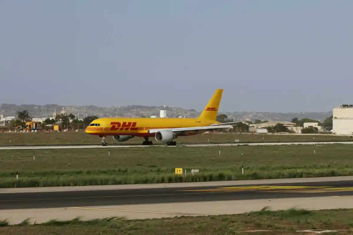 Літак. Фото: Pexels-andrew-cutajar