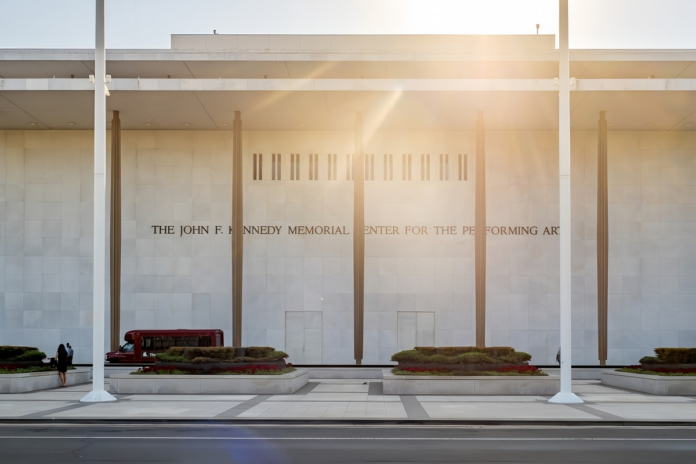 Трамп контролює Центр Кеннеді: Культурна політика США