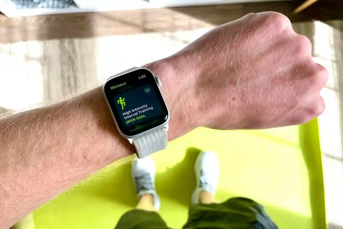 Наскільки точні вимірювання розумних годин? Фото: блокує fletcher / unsplash.com