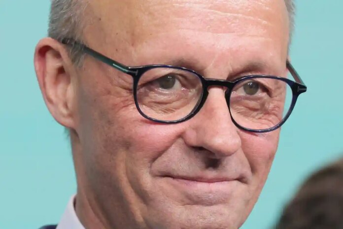 Мерц очолив уряд у неспокійні часи