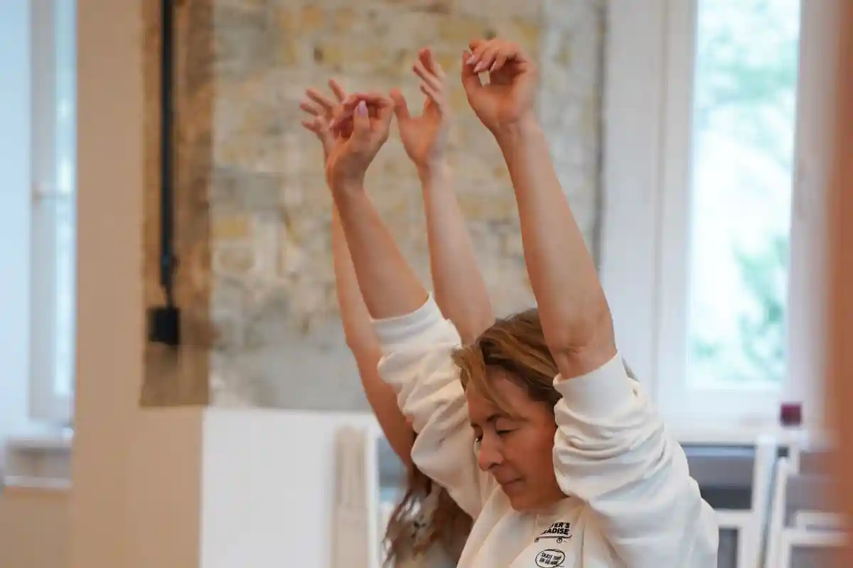 Берлін дихав глибше! Перший курс дихання та медитації закінчився першим курсом