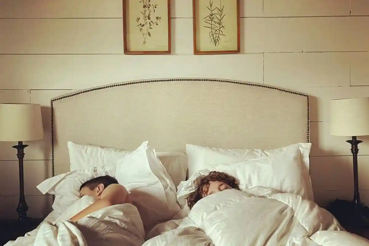 Які продукти сну насправді працюють, а які погіршують ситуацію? Фото: Leeann Cline / unsplash.com