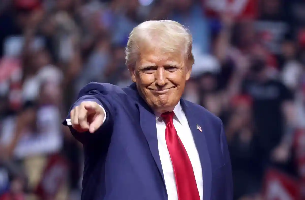 Трамп знову змінює курс: українські біженці залишиться