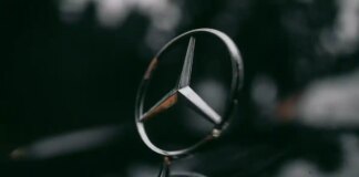 Бронеавтомобіль канцлера: як захищають Фрідріха Мерца