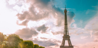 Факти про Ейфелеву вежу: що приховує символ Парижа